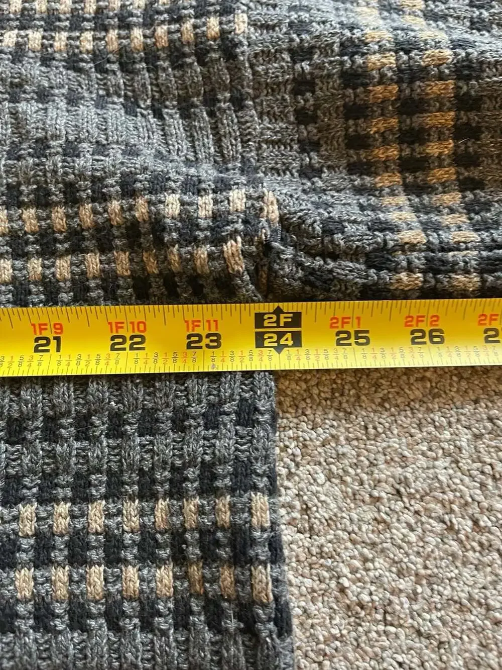 VTG 90s Bill Blass Crewneck Sweater Size L Gray Black Check Grandpa Chunky Knit